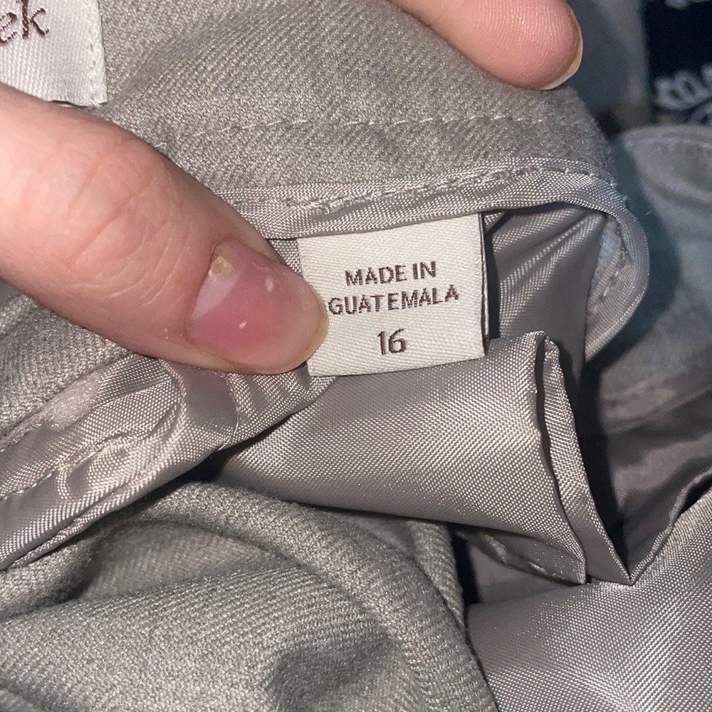 Dress pants - Picture 3 of 3